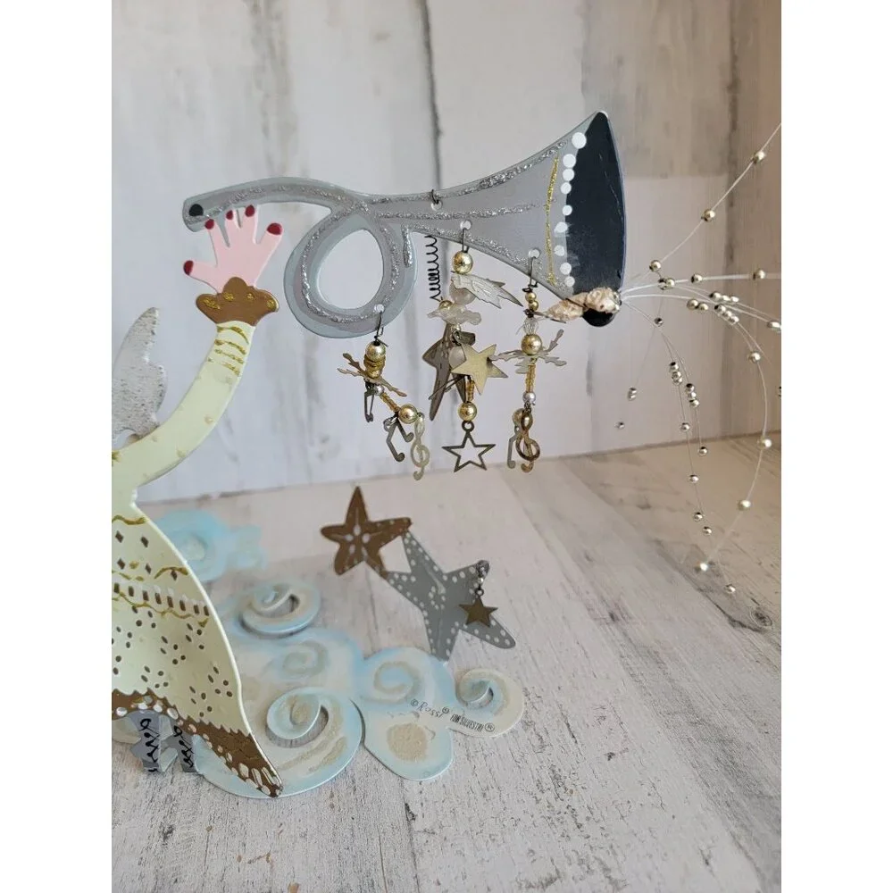 Silvestri rossi whimsical